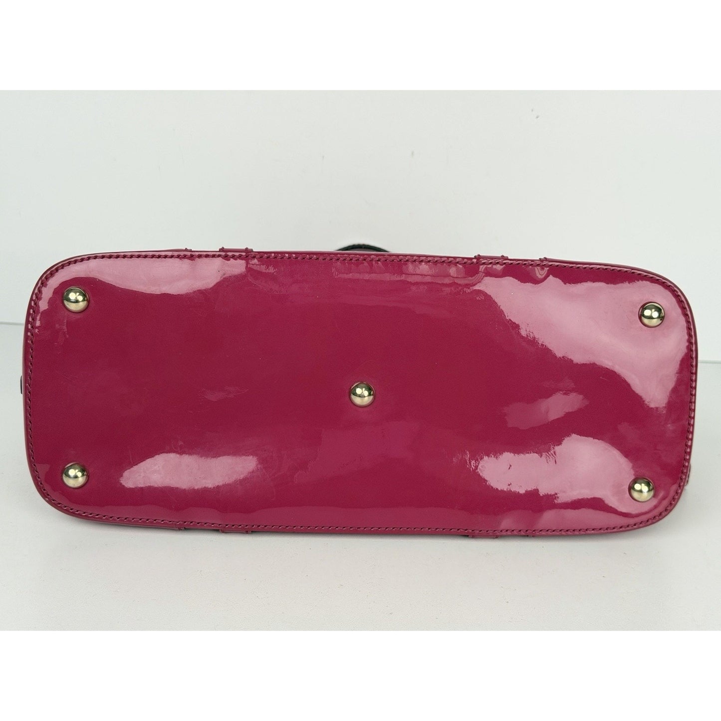 Gucci Microguccissima Nice Dome Top Handle Bag Small Fuchsia Patent Leather S01