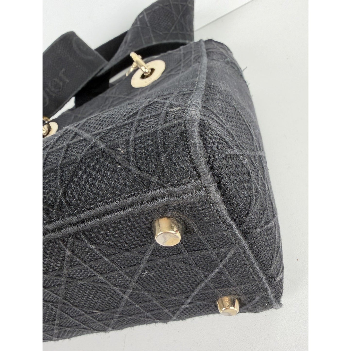 Christian Dior Lady D-Lite Bag Medium in Black Embroidered Canvas 2020 D9