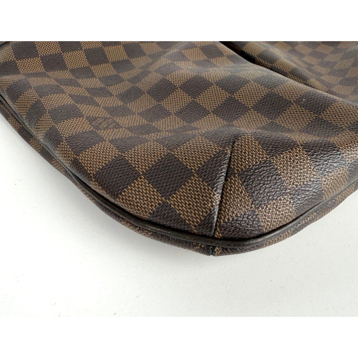 Louis Vuitton Damier Ebene Bloomsbury GM Shoulder Bag (2009) S05