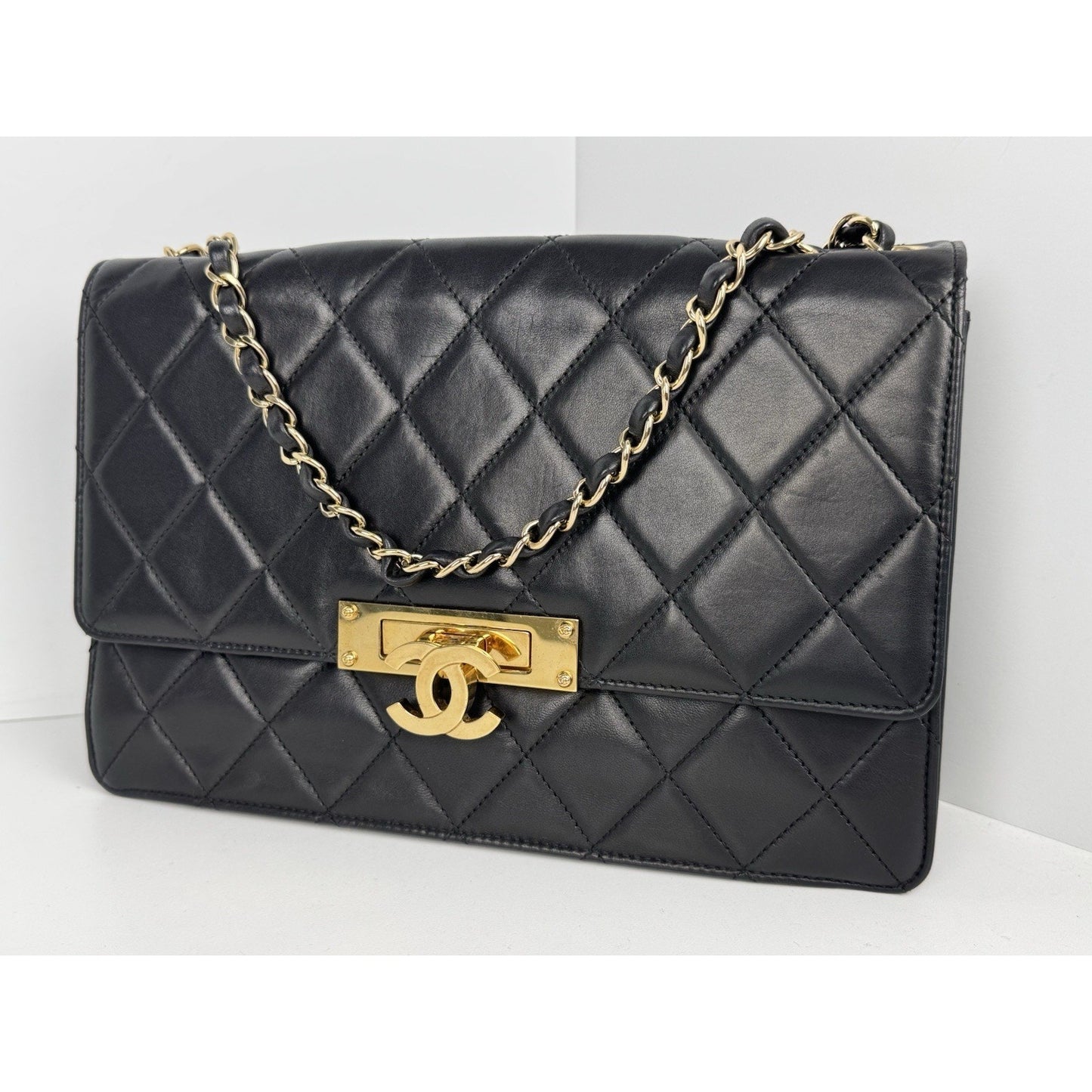 CHANEL Leather Quilted Golden Class Flap Black B-6