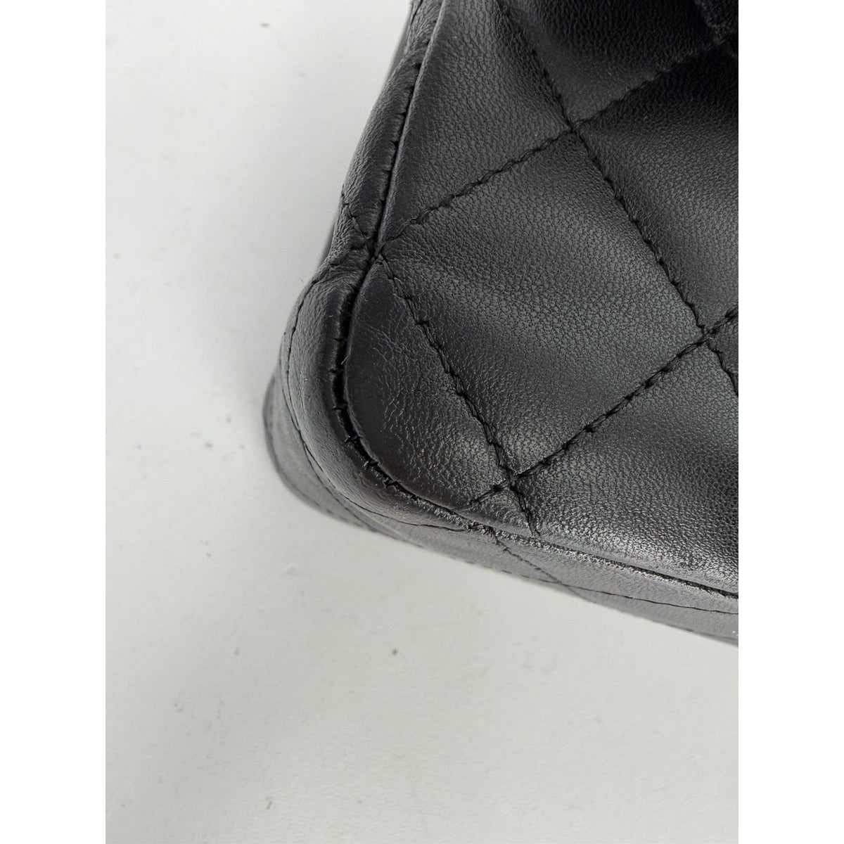 CHANEL Classic Double Flap Bag Medium Black Leather 2011 U2