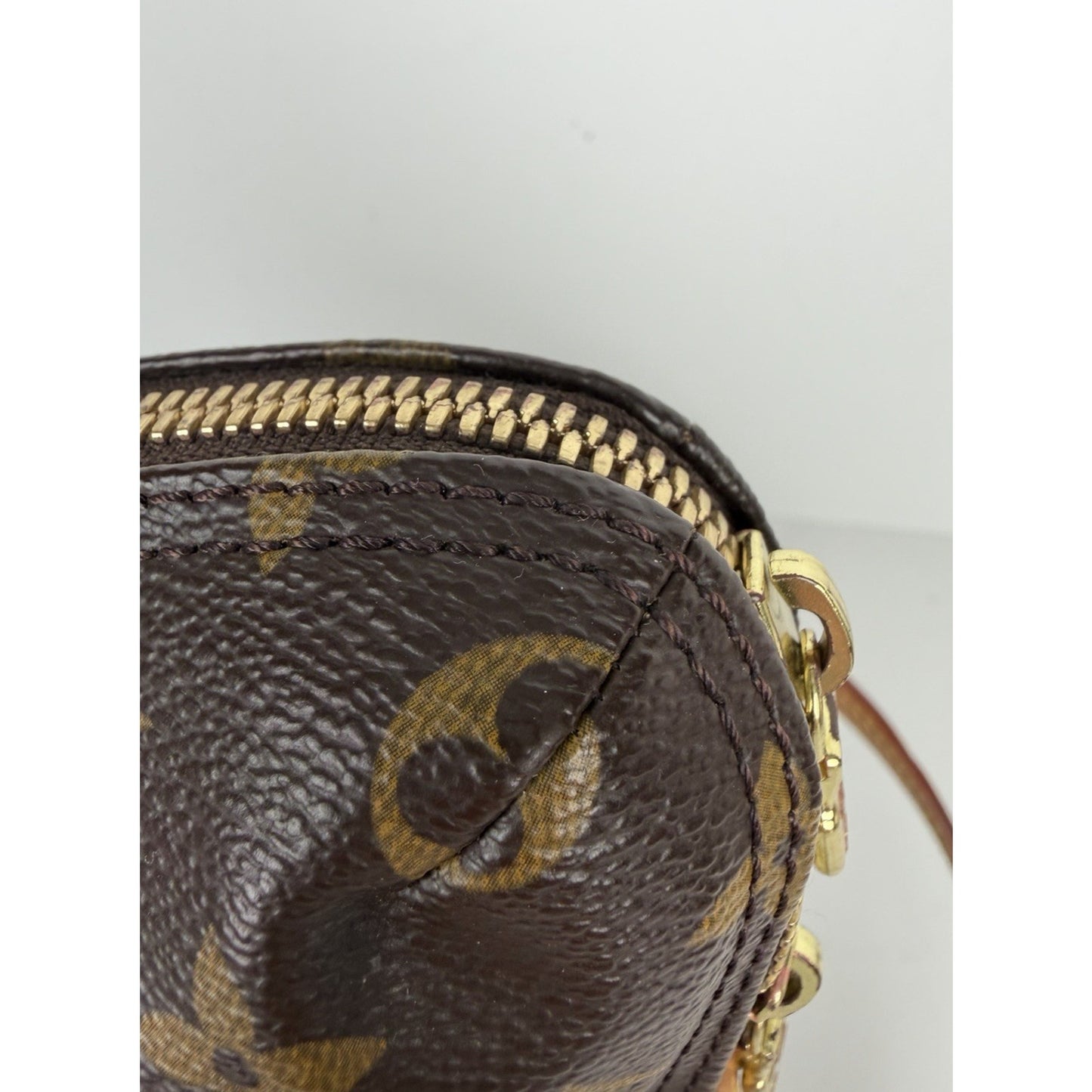 Louis Vuitton Sac Coussin GM Monogram Coated Canvas & Leather Trim 2004 K2