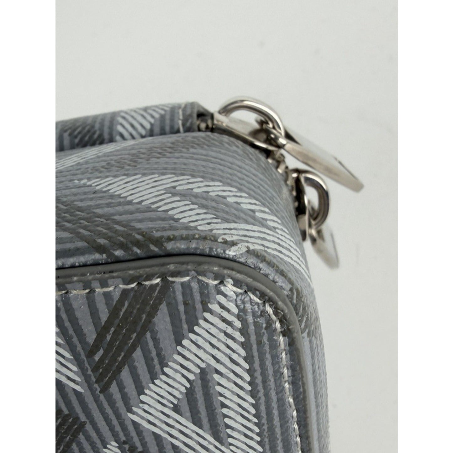 Christian Dior CD Diamond Messenger Pouch Gray Coated Canvas 2021 S17