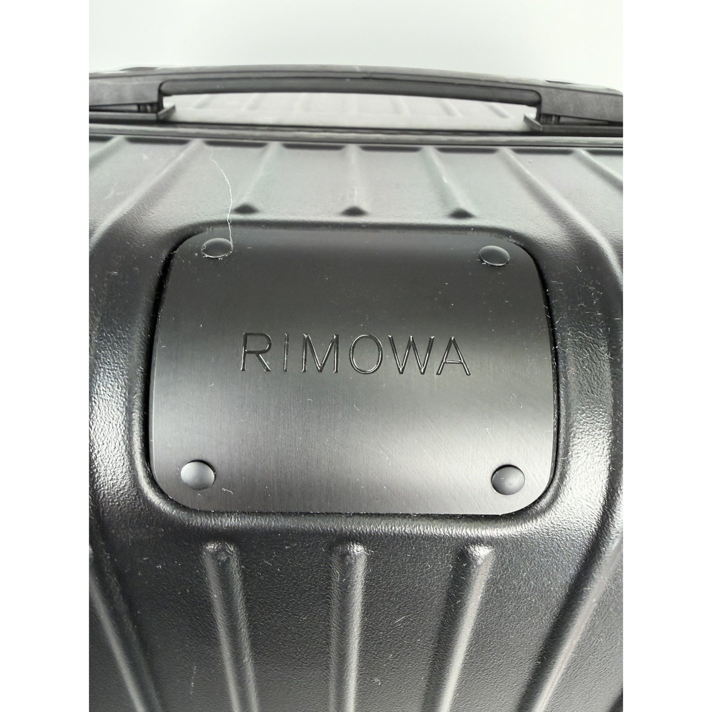 RIMOWA Essential Trunk Large Suitcase in Black Matte