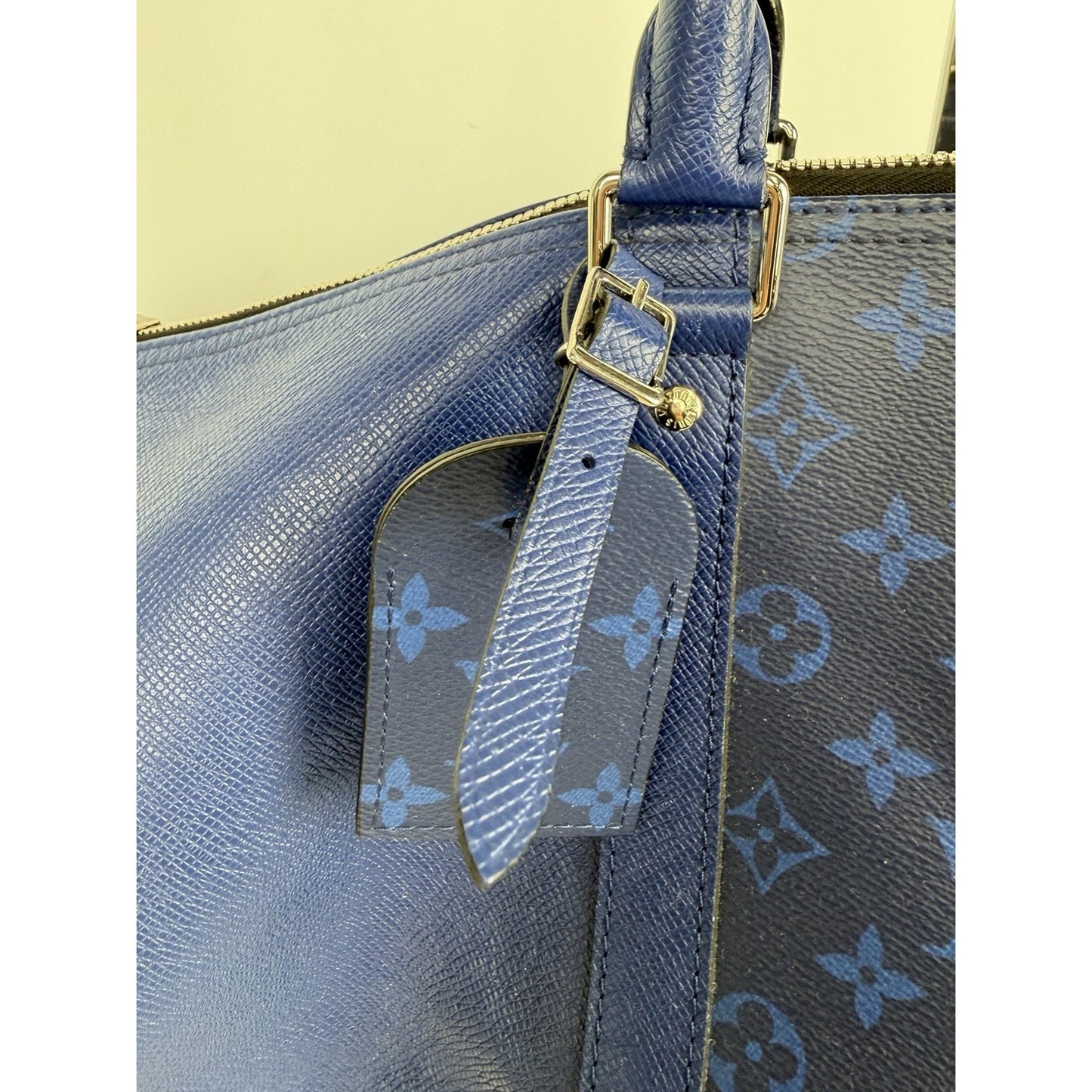 Louis Vuitton Pacific Keepall 50 Bag in Blue Taiga Leather & LV Monogram NFC S