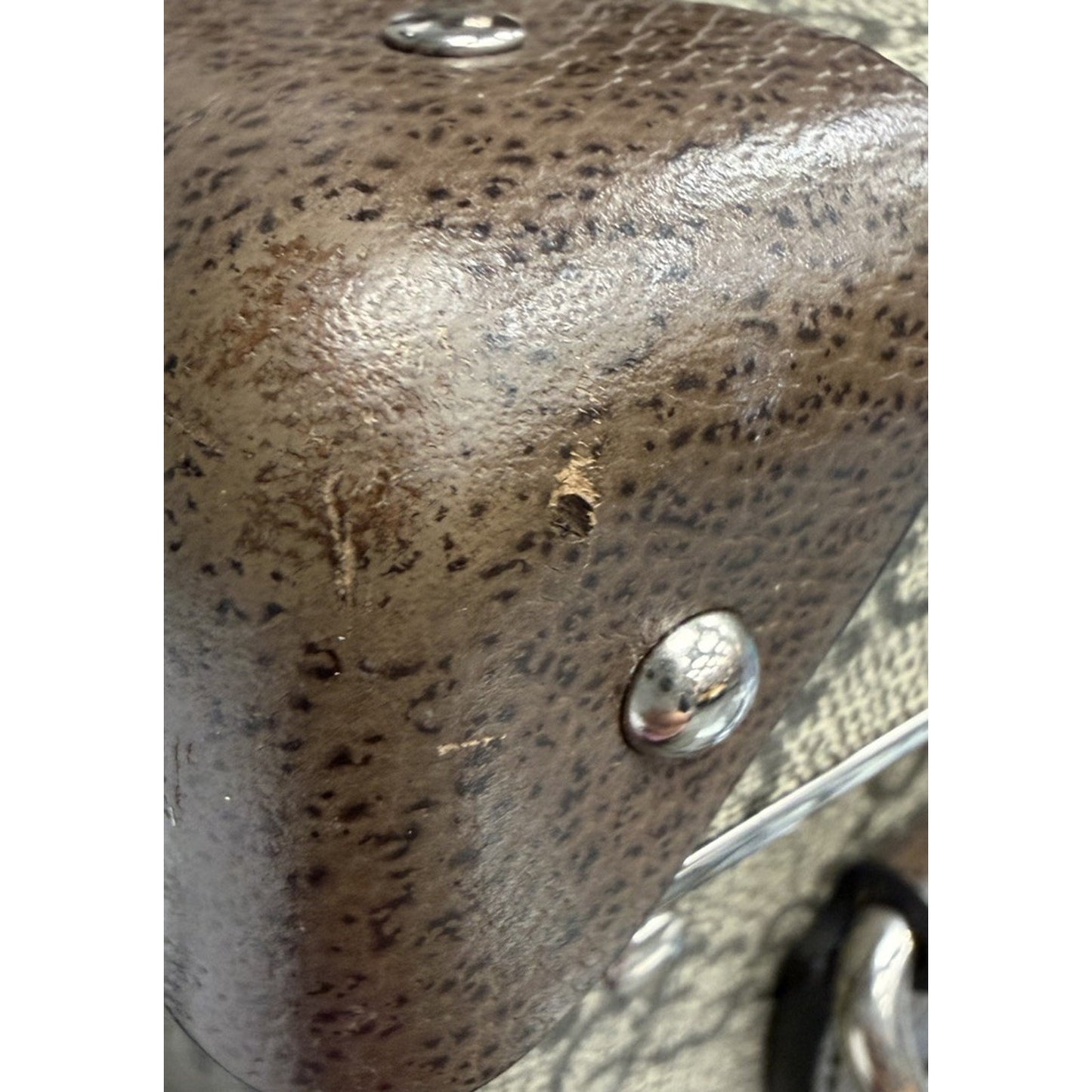 Gucci x Globe-Trotter Beauty Case Bag Brown GG Supreme Canvas Bamboo Handle B-6