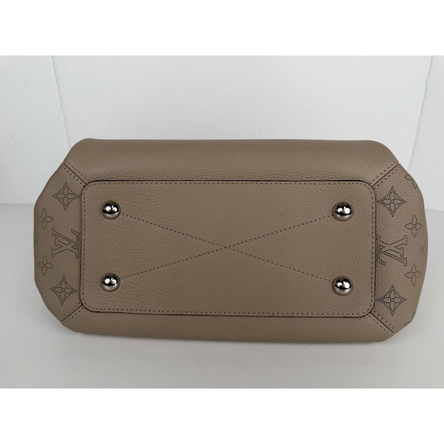 Louis Vuitton Haumea Top Handle Bag in Beige Galet Mahina Leather 2018 B-1