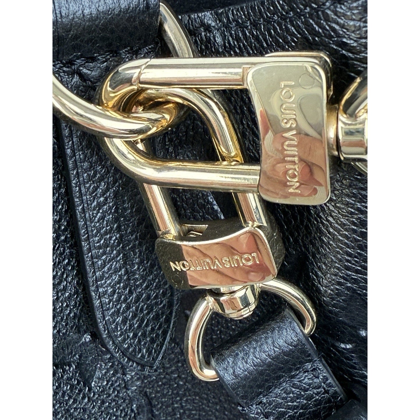Louis Vuitton Neo Noé MM Empreinte Black Leather Women's Bucket Bag