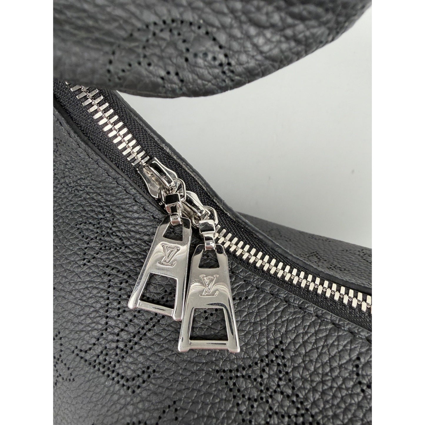 Louis Vuitton Why Knot Handbag MM in Black LV Monogram Mahina Leather NFC B-2