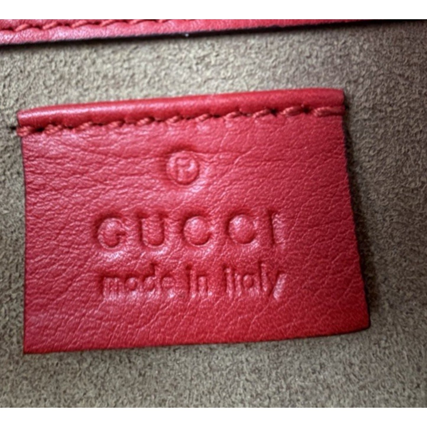 Gucci GG Supreme Arabesque Dionysus Shoulder Bag Small with Red Leather Trim S07