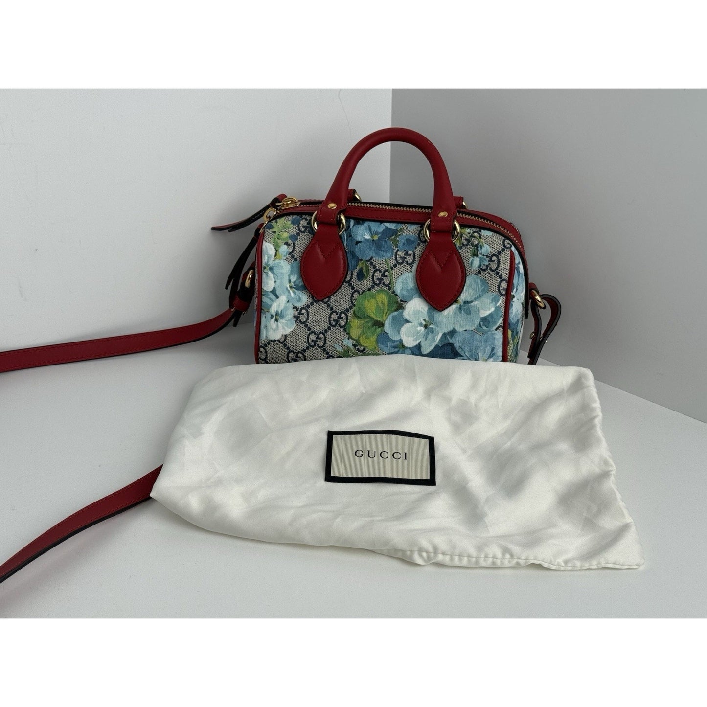 Gucci GG Supreme Blooms Boston Mini Bag with Top Handle and Crossbody Strap