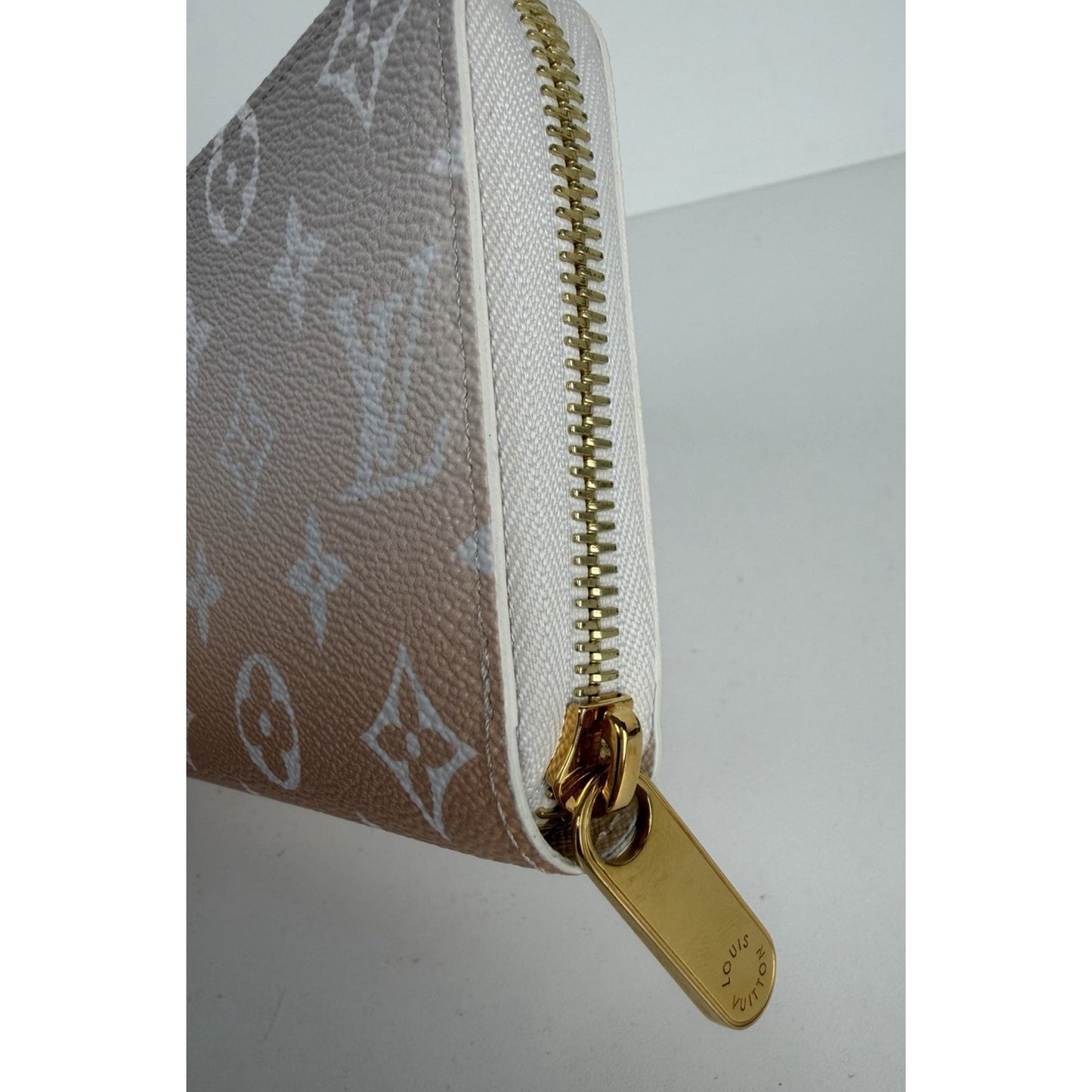 Louis Vuitton Zippy Wallet in LV Monogram Gradient Mist Brume Coated Canvas NFC