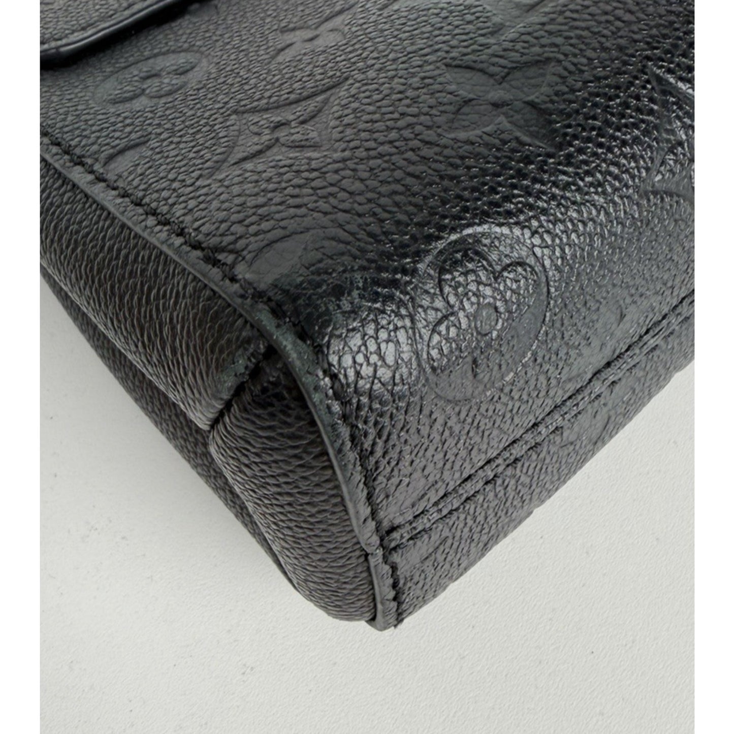 Louis Vuitton Vavin BB Shoulder Bag Black Embossed Monogram Empreinte 2020 B9