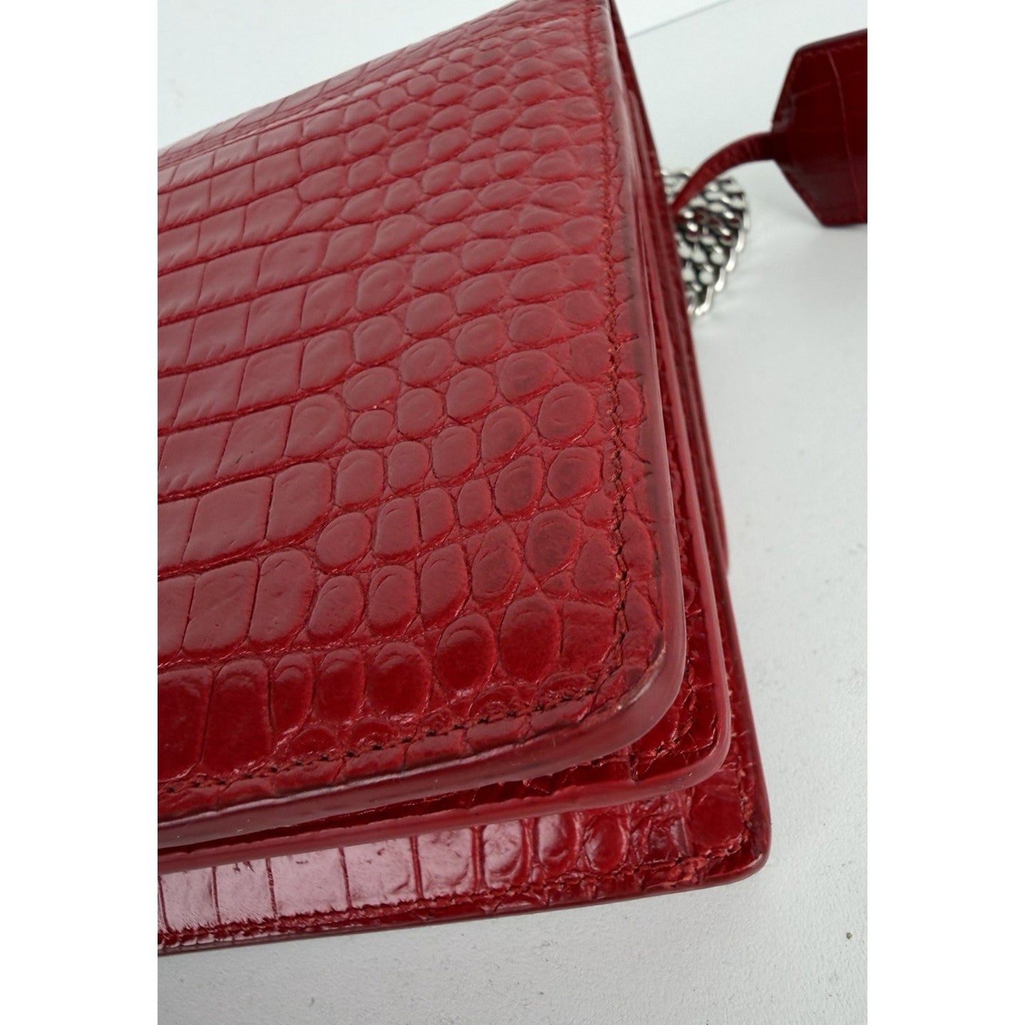 Saint Laurent Sunset Shoulder Bag Medium in Red Croc-Embossed Leather S