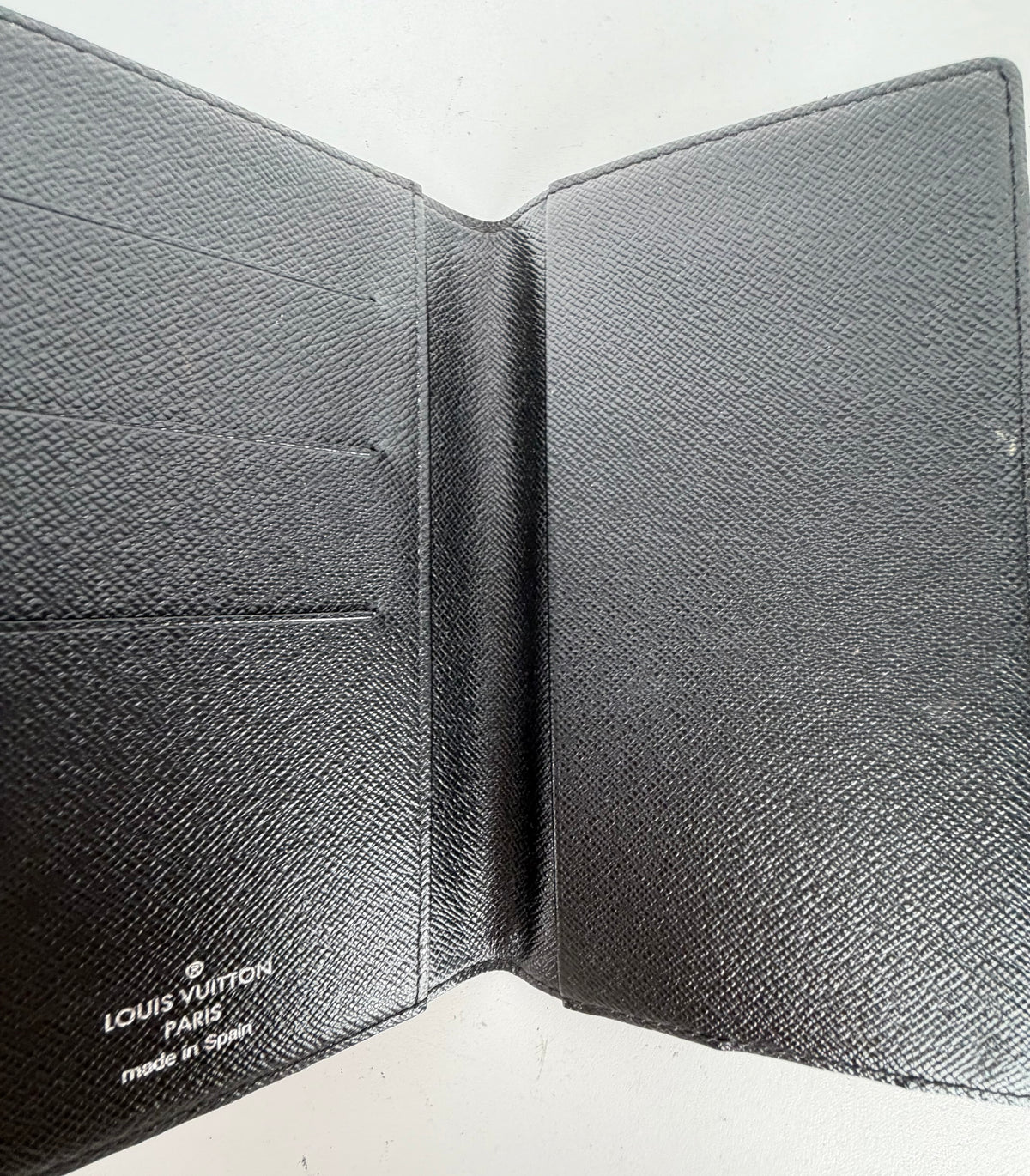 Louis Vuitton Damier Graphite Brazza Wallet in Coated Canvas 2014 K-1
