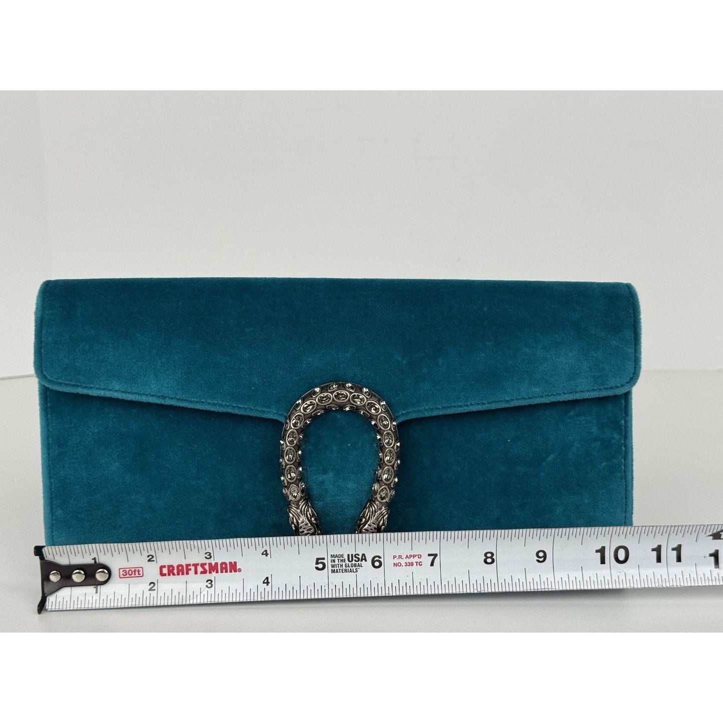 GUCCI Blue Velvet Dionysus Clutch Pavone