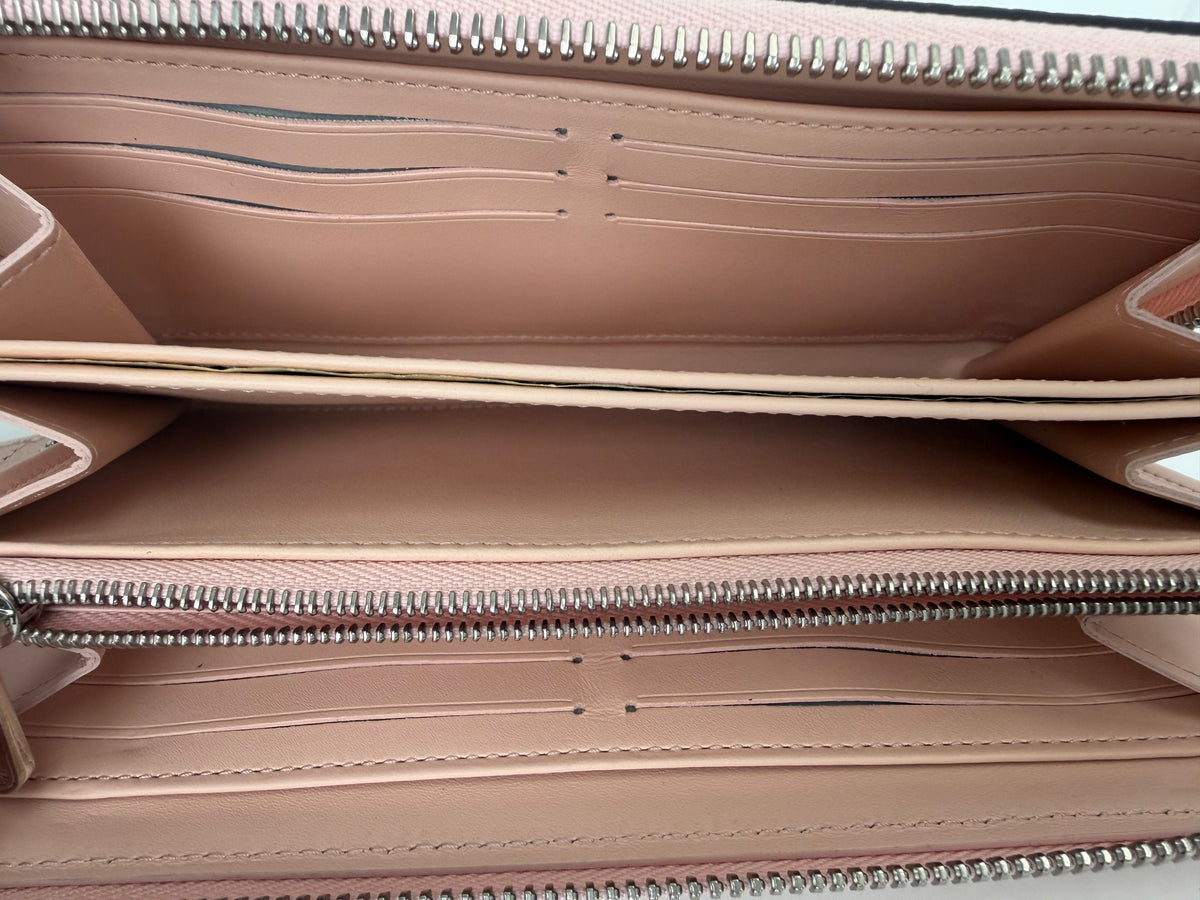Louis Vuitton Mahina Zippy Wallet Y