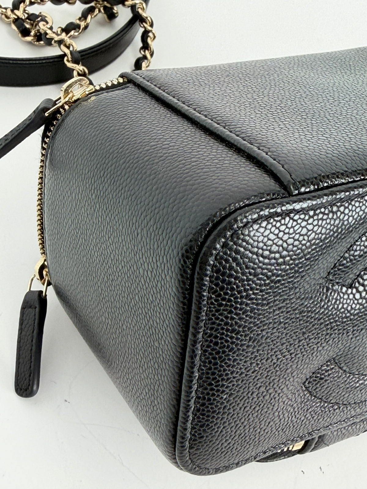 Chanel Pocket Vanity Case Top Handle Bag in Black Quilted Caviar Leather NFC YC-4