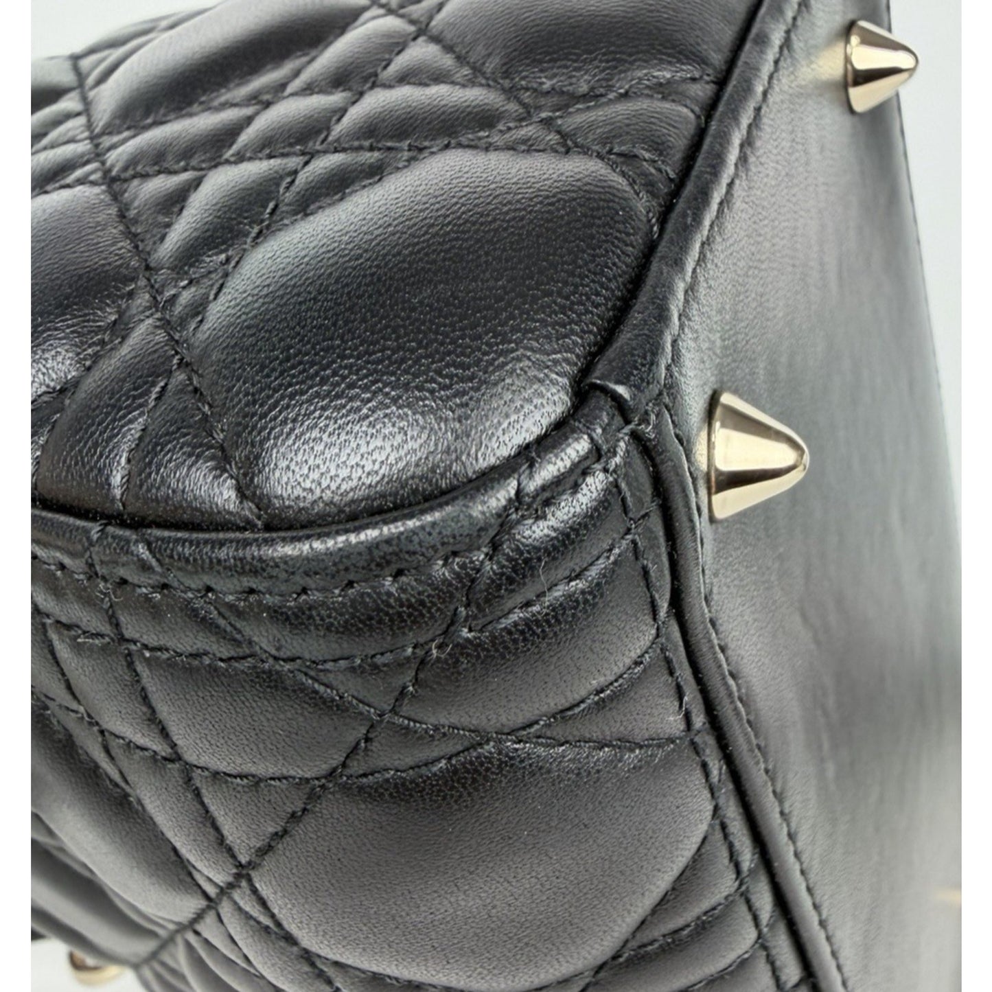 Christian Dior Medium Lady Dior Shoulder Bag in Black Lambskin Leather 2021 C6