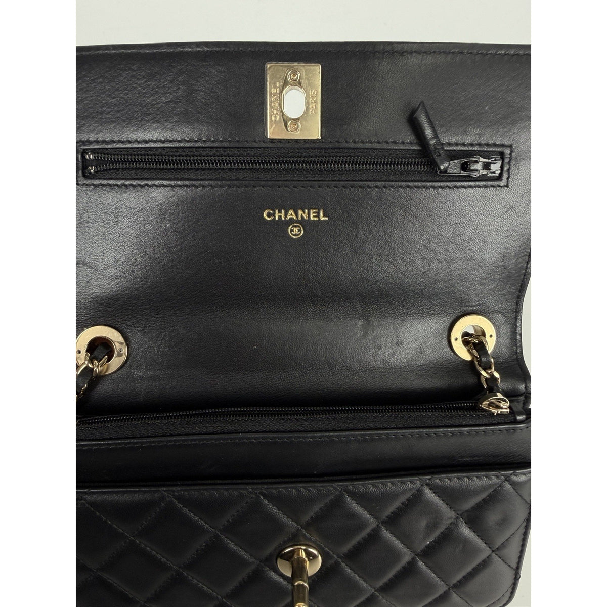 Chanel Trendy CC Wallet on Chain Bag in Black Quilted Lambskin Leather 2022 D5