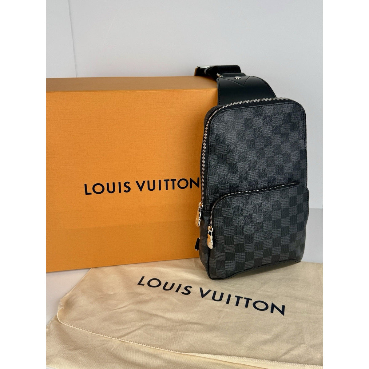 Louis Vuitton Avenue Sling Bag Damier Graphite Canvas D-2