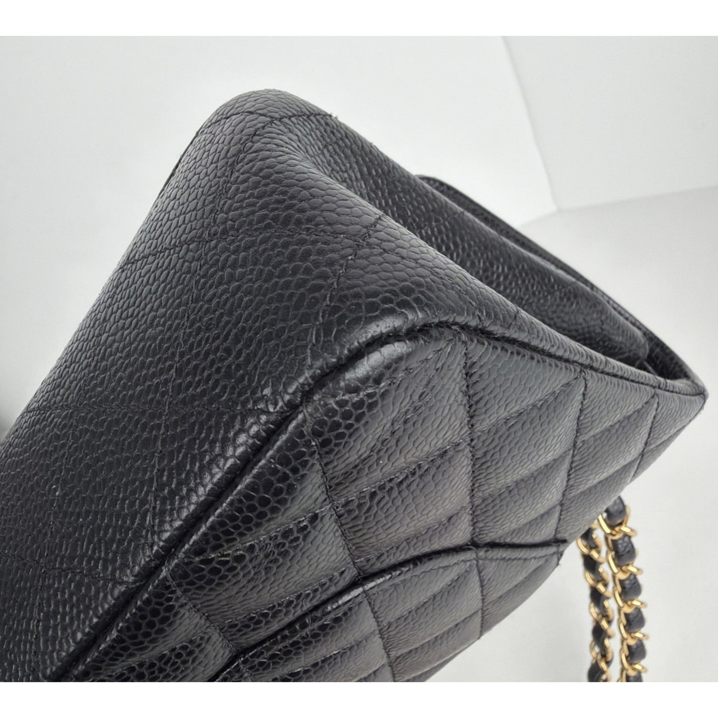Chanel Classic Double Flap Medium Bag in Black Quilted Caviar Leather 2019 C6