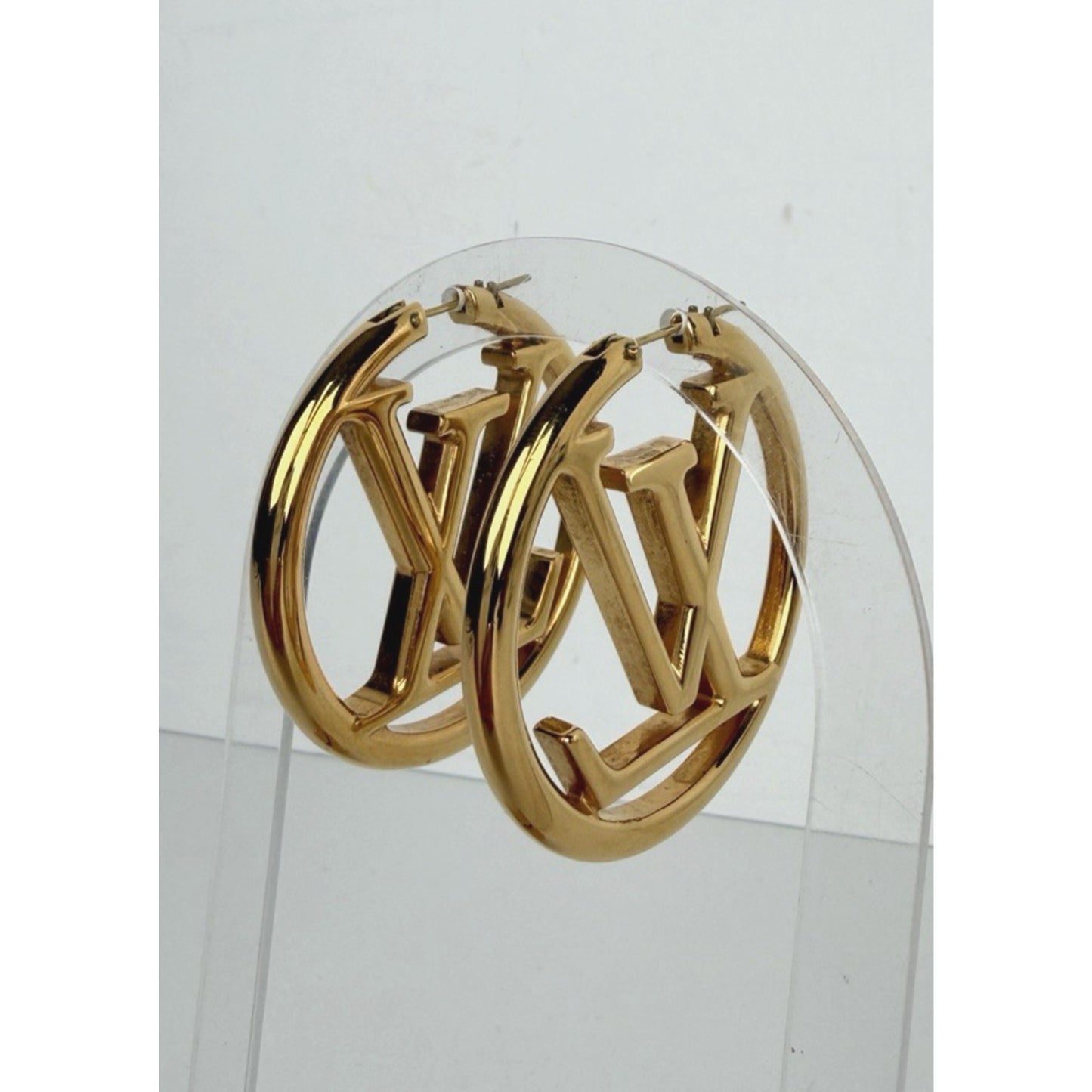 Louis Vuitton Louise Hoop LV Logo Earrings in Gold Color GM