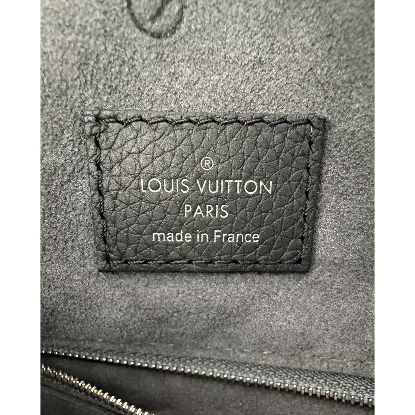 Louis Vuitton Why Knot Handbag MM in Black LV Monogram Mahina Leather NFC B-2