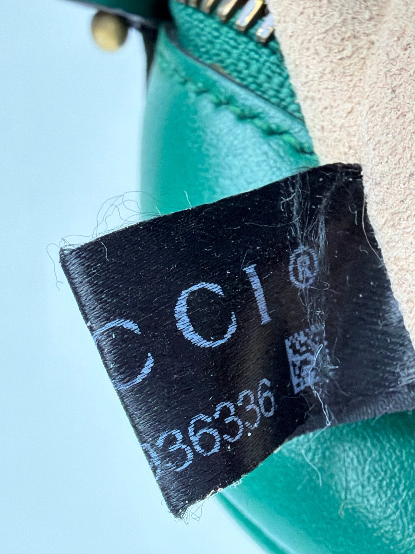 Gucci GG Marmont Shoulder Bag Small in Green Quilted Leather Y-20