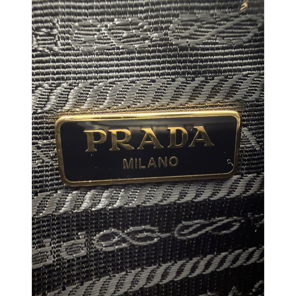 Prada Re-Edition 2005 Shoulder Bag White Saffiano Leather with Gold Hardware E-3