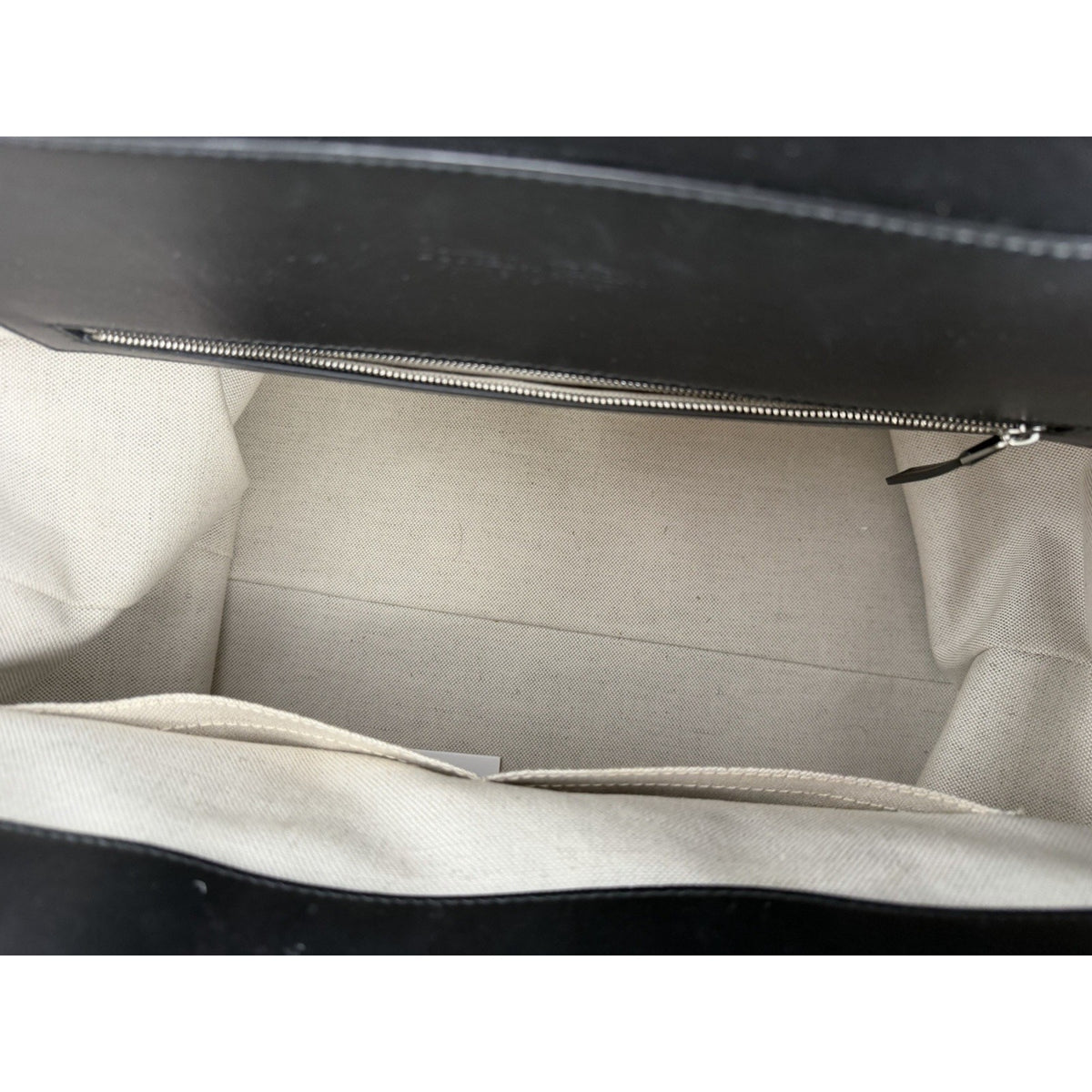 Bottega Veneta Andiamo Voyager Bag Unisex in Black Intrecciato Leather NFC C-3