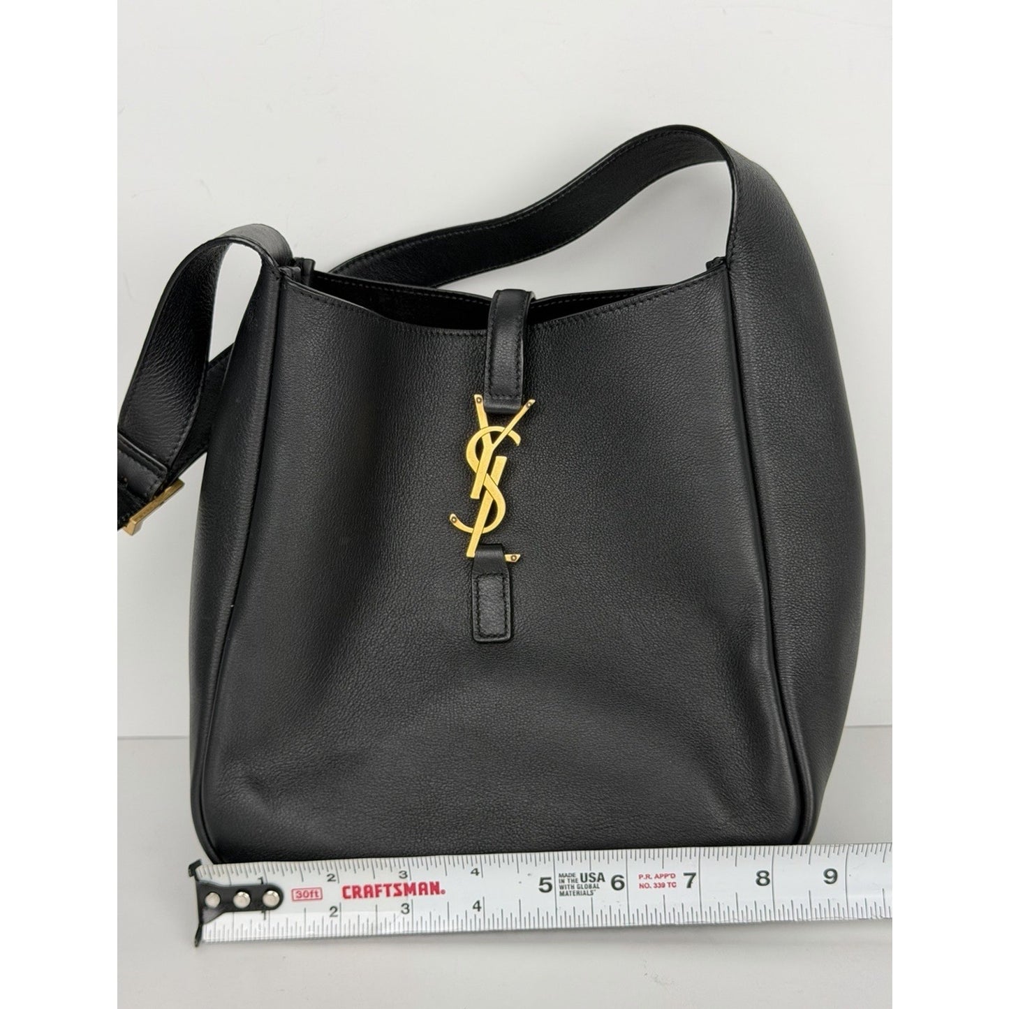 Saint Laurent Le 5 A 7 Small Hobo Bag in Black Grain Leather C2