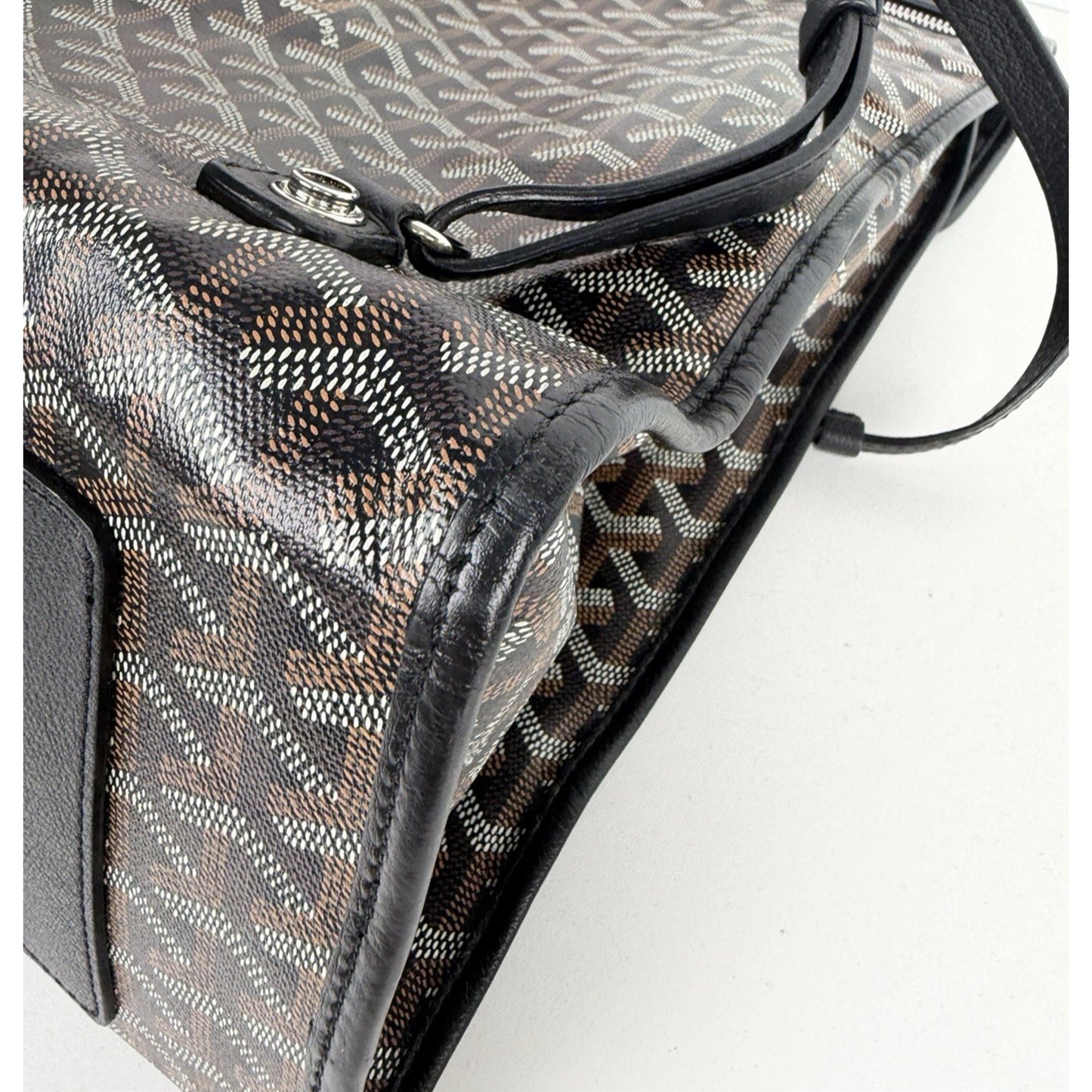 Goyard Saint Leger Backpack in Black Goyardine Coated Canvas Leather Trim E8
