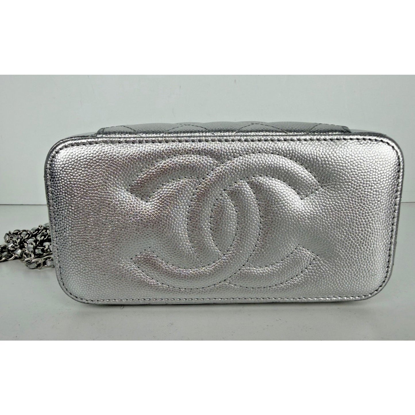 Chanel Slim Top Handle Vanity Case Bag in Metallic Silver Caviar Leather NFC B-5