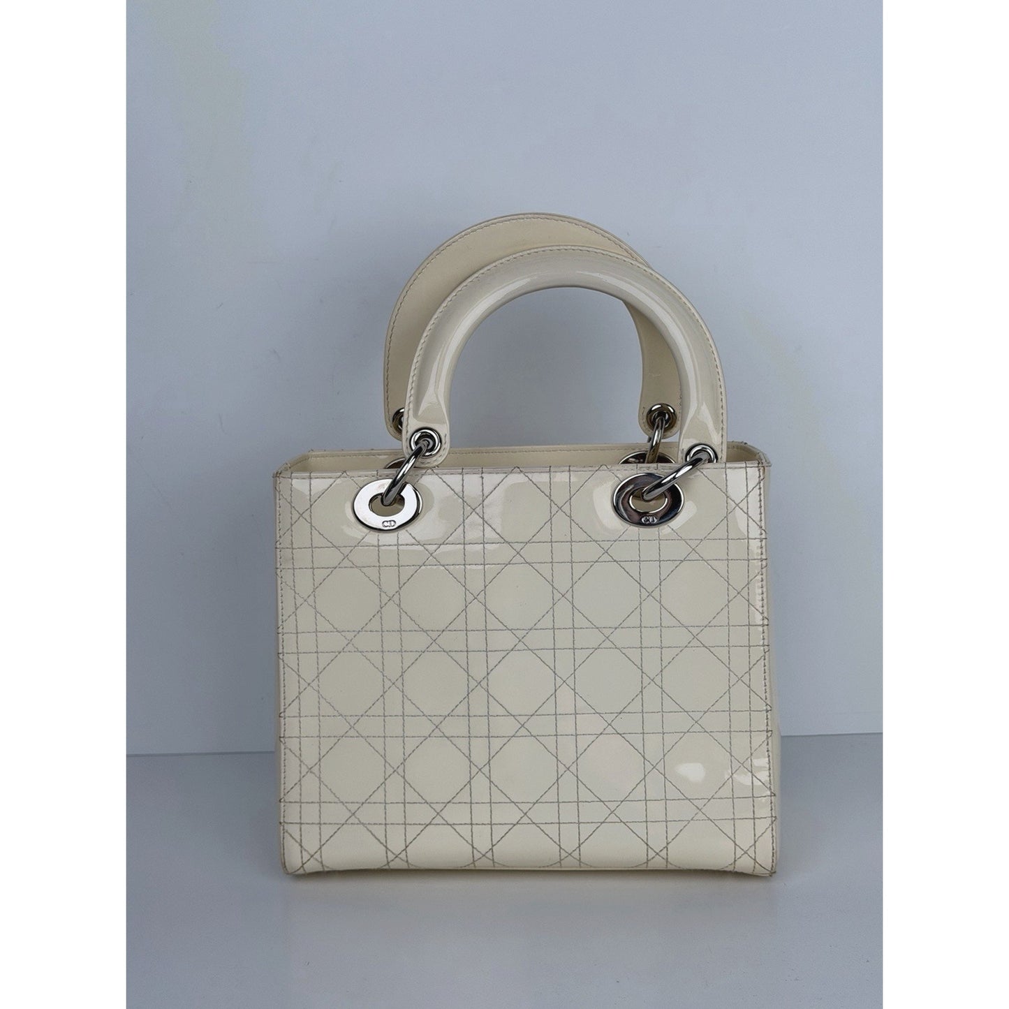 Christian Dior Lady Dior Medium Bag in Beige Patent Cannage Leather C9