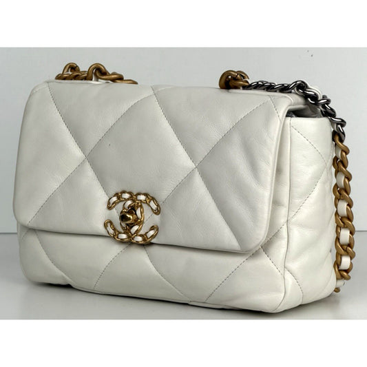 Chanel 19 Flap Small Shoulder Bag in Beige Quilted Lambskin Leather NFC E3