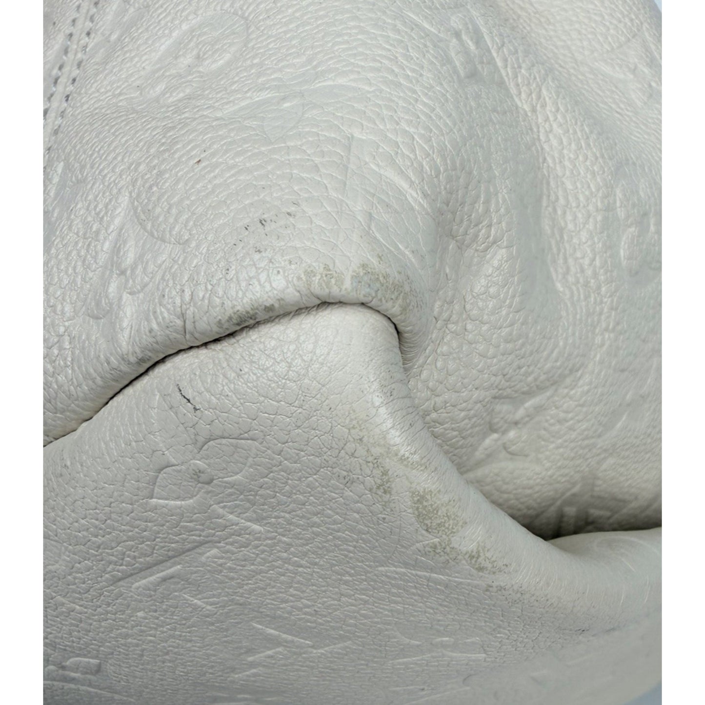 Louis Vuitton Artsy MM Shoulder Bag in White Monogram Empreinte Leather 2012 E4