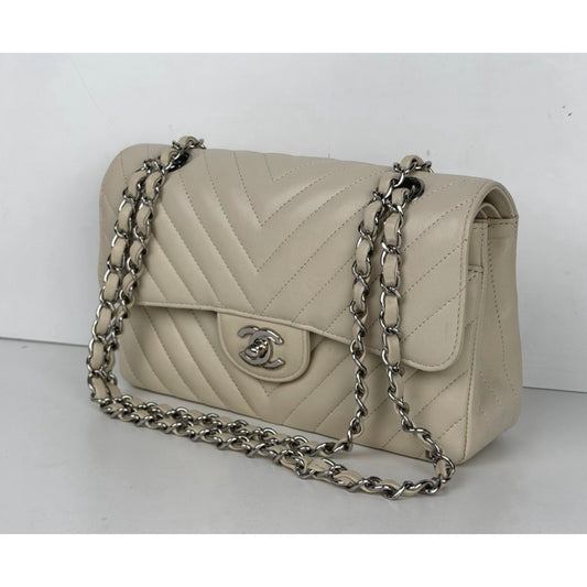 Chanel Small Classic Double Flap Shoulder Bag in Chevron Ivory Leather 2021 U2