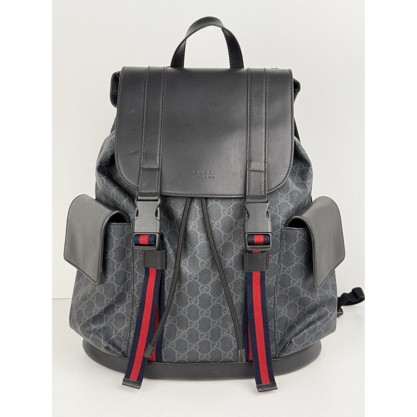 GUCCI GG Supreme Black Canvas Backpack