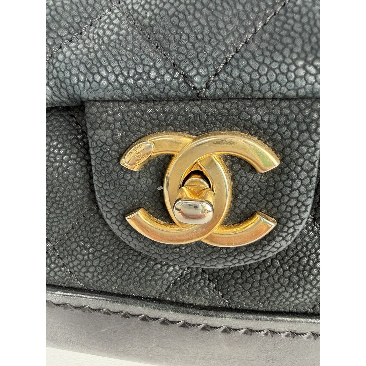 Chanel Globe Trotter Flap Bag Medium in Black Quilted Leather 2013-2014 E-3