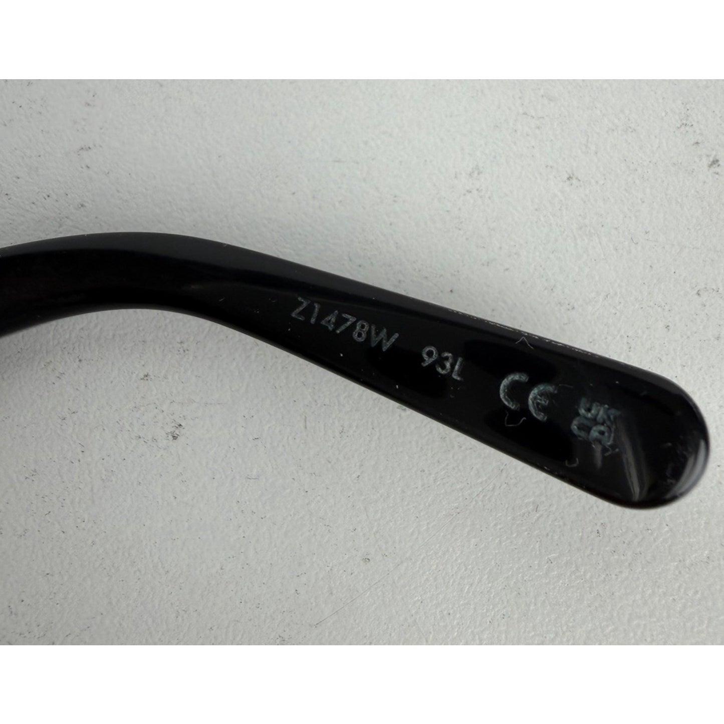 Louis Vuitton LV Link Square Sunglasses in Black Acetate with Gold Hardware