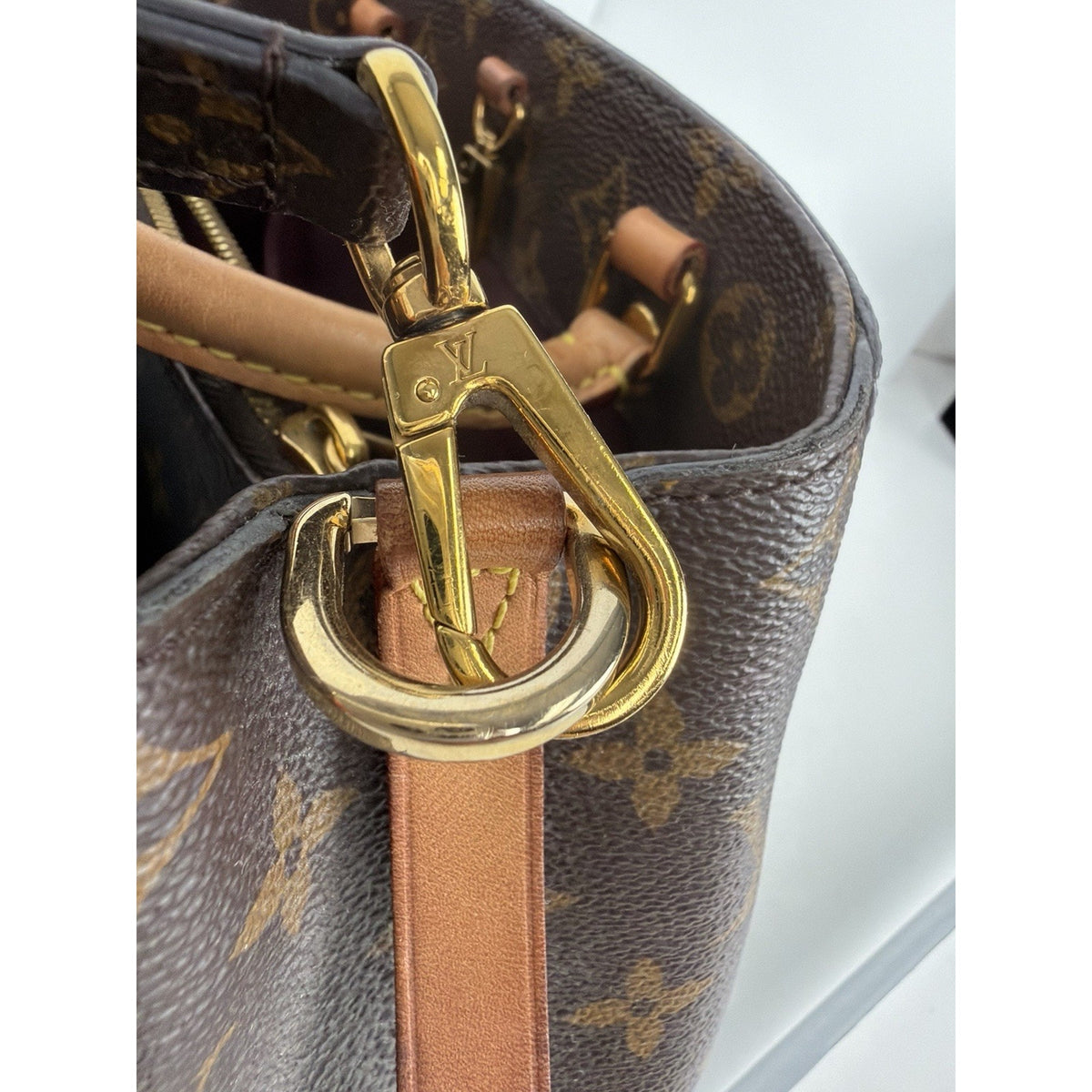 Louis Vuitton Montaigne BB Top-Handle Bag in Brown Coated Canvas 2019 S-02