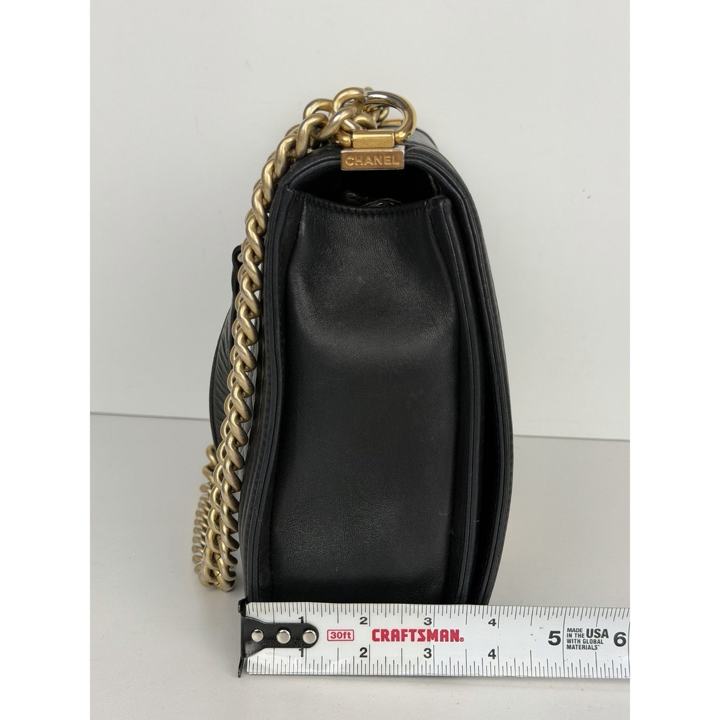 Chanel Large Boy Flap Bag in Black Quilted Leather Gold-Tone Hardware 2017 D4