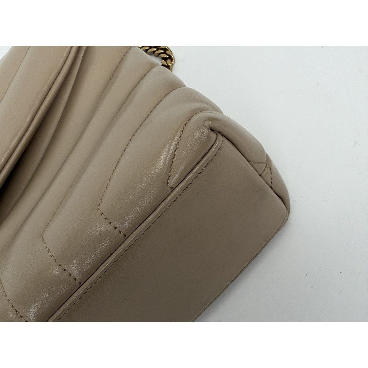 Saint Laurent Loulou Small Shoulder Bag in Beige Calfskin Quilted Leather S20