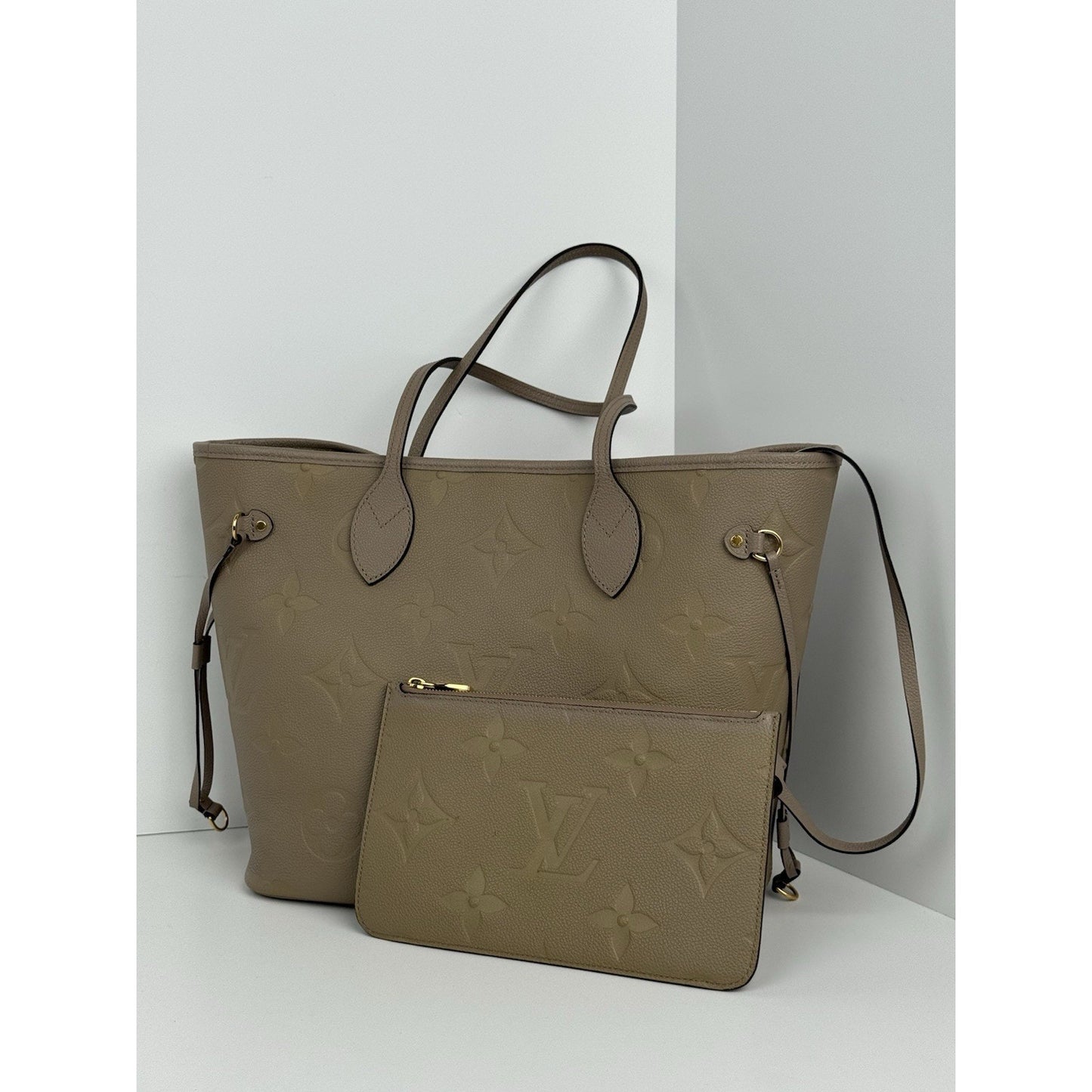 Louis Vuitton Empreinte Monogram Giant Neverfull MM Tourterelle