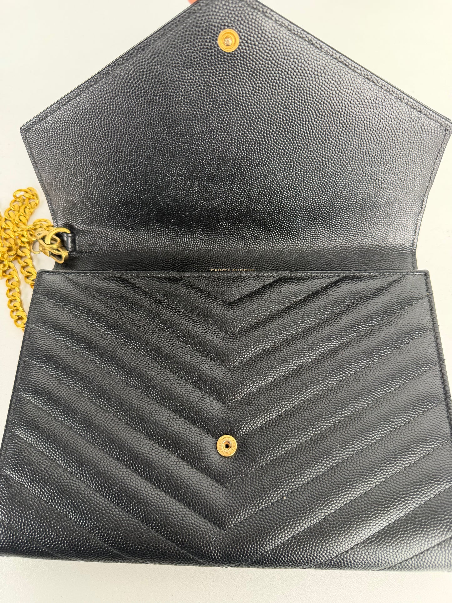 Saint Laurent Cassandre Envelope Wrist Bag in Black Quilted Grain De Poudre Leather YS-04