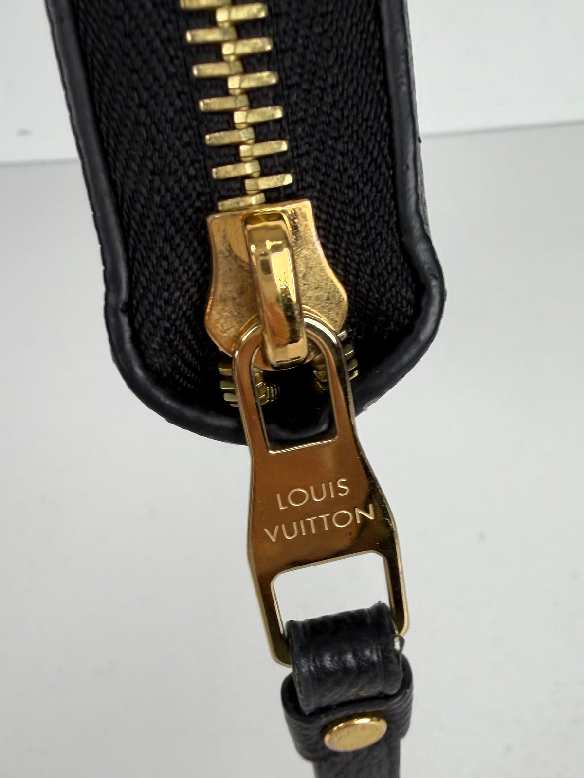 Louis Vuitton Zippy Bicolor Monogram Wallet in Embossed Empreinte Leather NFC K3