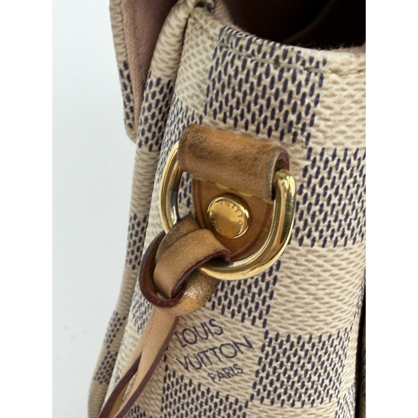 Louis Vuitton Croisette Shoulder Bag in Damier Azur Coated Canvas 2016 S-03