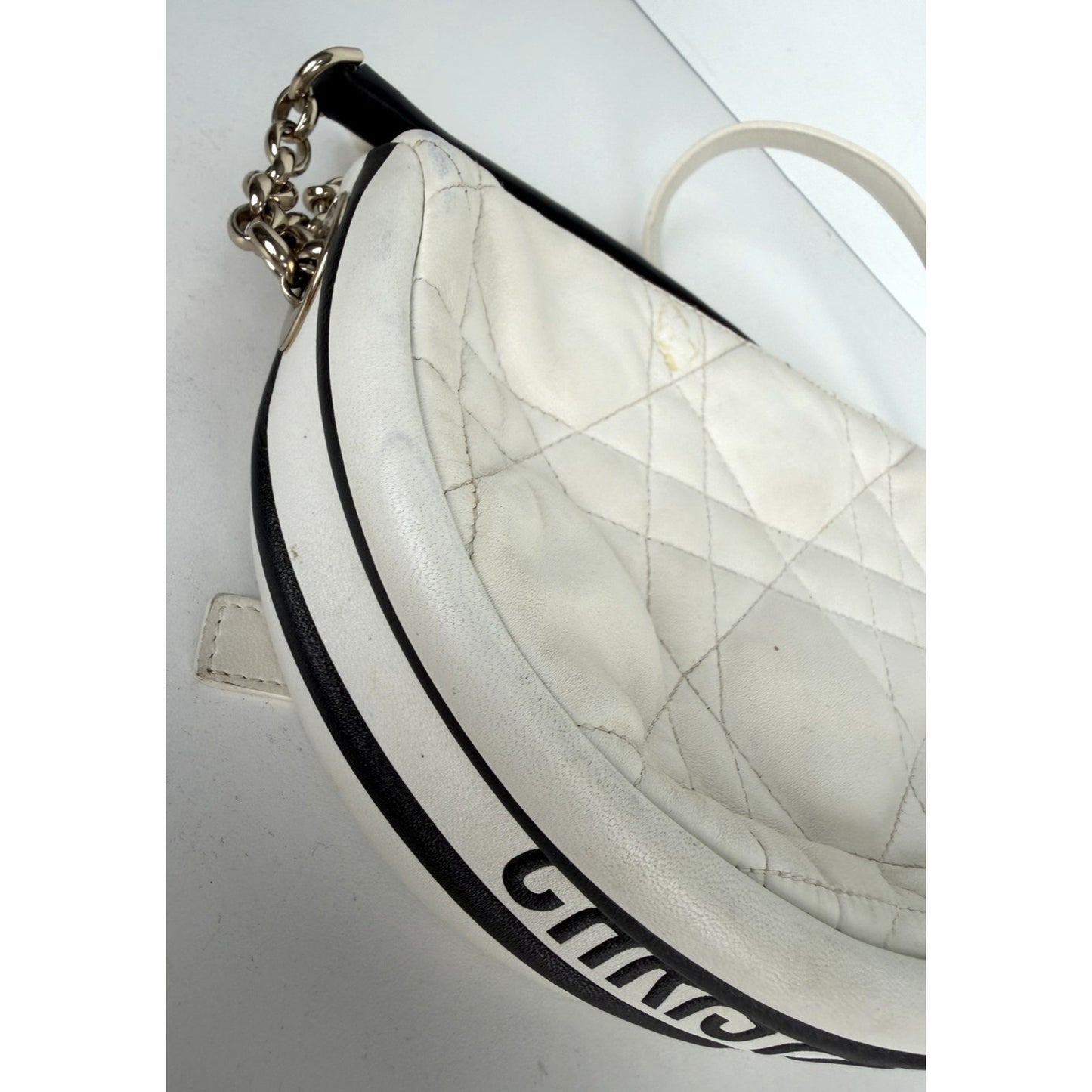 Christian Dior Vibe Hobo Shoulder Bag Small in White Cannage Leather 2021 S08