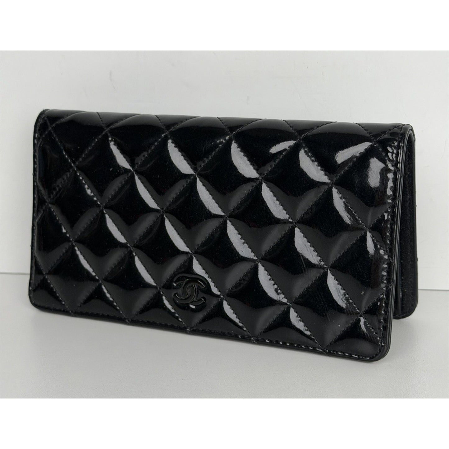 Chanel Brilliant Yen Wallet in Black Quilted Patent Leather & Sleek 2012 K2